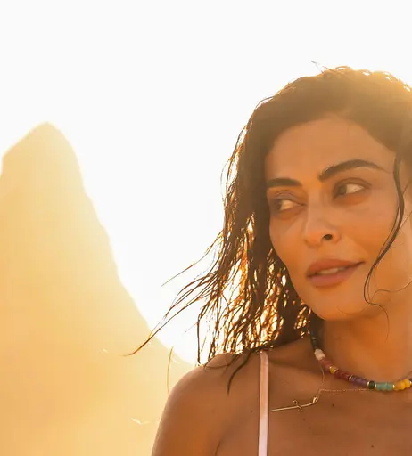 Image 8854116 from Juliana Paes