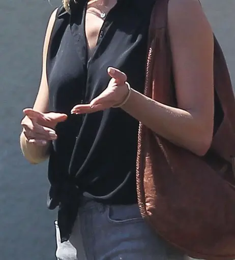 Image 8844045 from Emily VanCamp