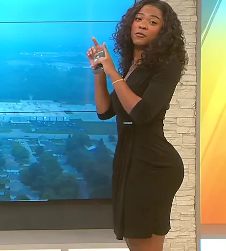 Image 8835477 from shelbischauble / Shelbi Schauble / Stacked News Lady