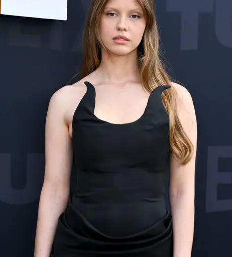 Image 8820563 from Mia Goth