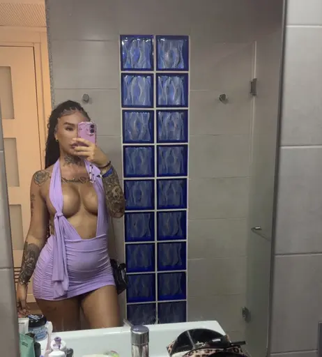 Image 8816616 from Badgalamii / badgalames / officialamyburton / emikeoghx