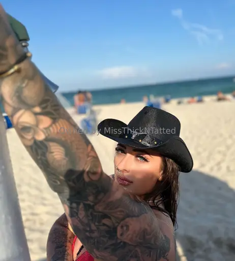 Image 8811574 from missthickntatted