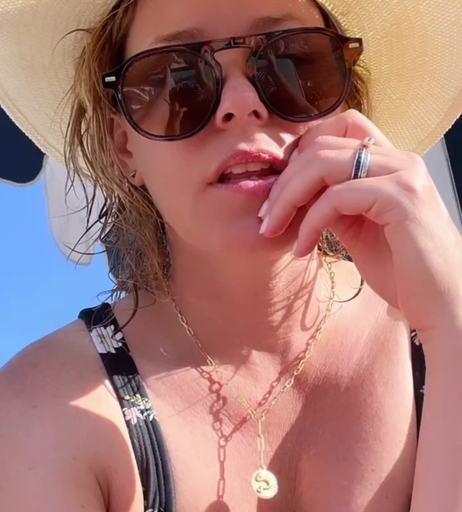 Image 8911792 from Elizabeth Banks