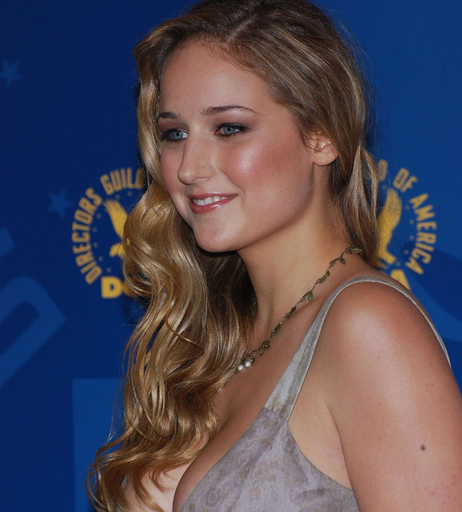 Image 8913781 from Leelee Sobieski