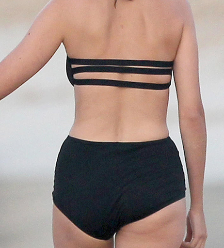 Image 8913772 from Leelee Sobieski