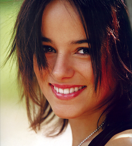Image 8913929 from Alizée Lyonnet