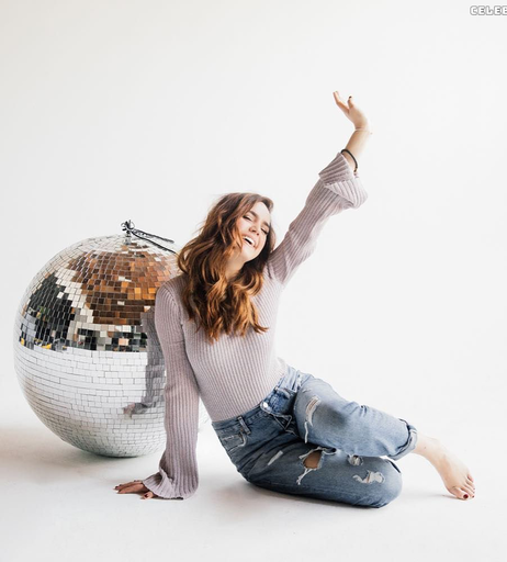 Image 8910758 from Bailee Madison