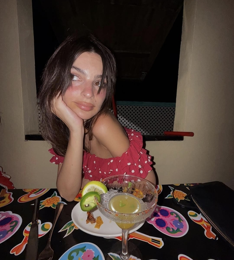 Image 8909691 from Emily Ratajkowski