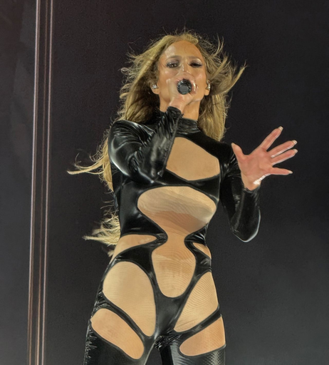 Image 8909636 from Jennifer Lopez