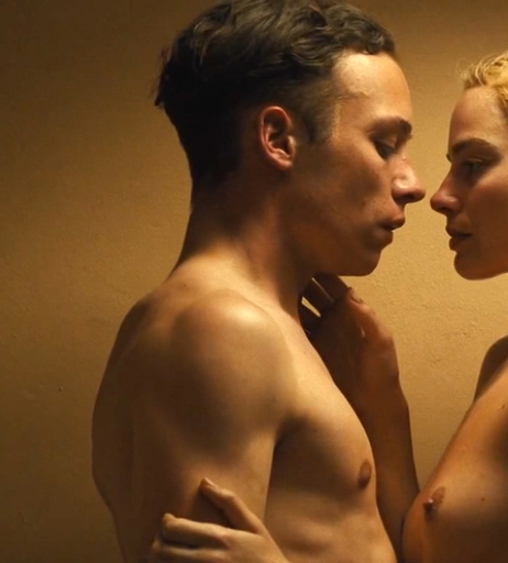 Image 8909281 from Margot Robbie