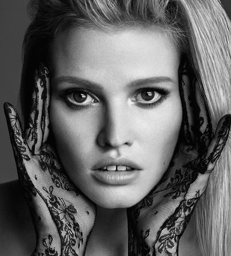 Image 8908693 from Lara Stone