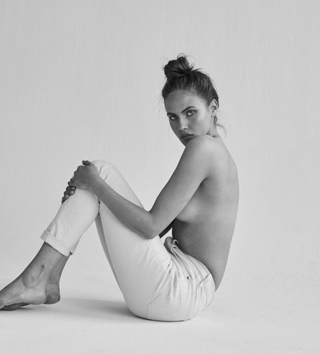 Image 845185 from Elena Carrière