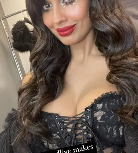 Image 8435003 from Jameela Jamil