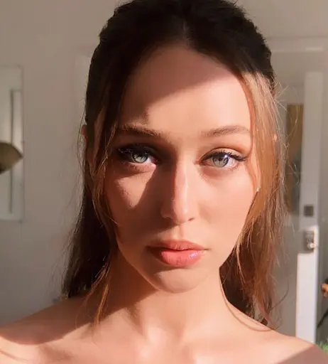 Image 8432942 from Alycia Debnam Carey
