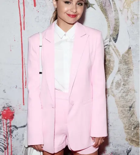 Image 8438423 from Aimee Carrero