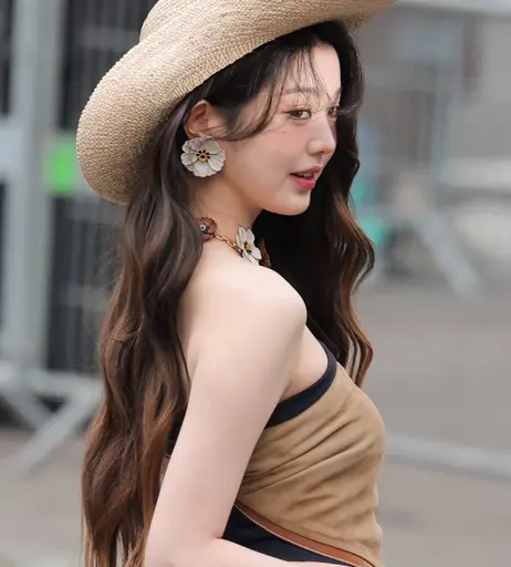 Image 8438059 from Jang Won-young / 장원영 WONYOUNG