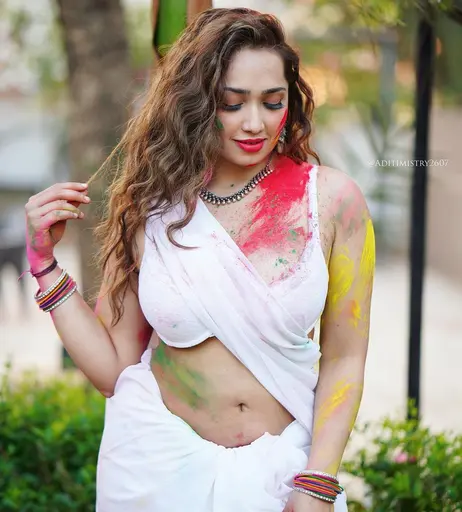 Image 8408191 from Aditi Mistry