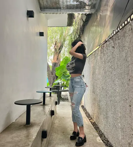 Image 8408062 from Anastasya Khosasih