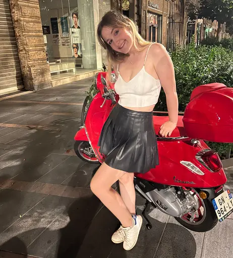 Image 8553683 from Louiselittlefrench | Ananastasia | Louise Lalisa | Louise_lalisa | louiselalisa