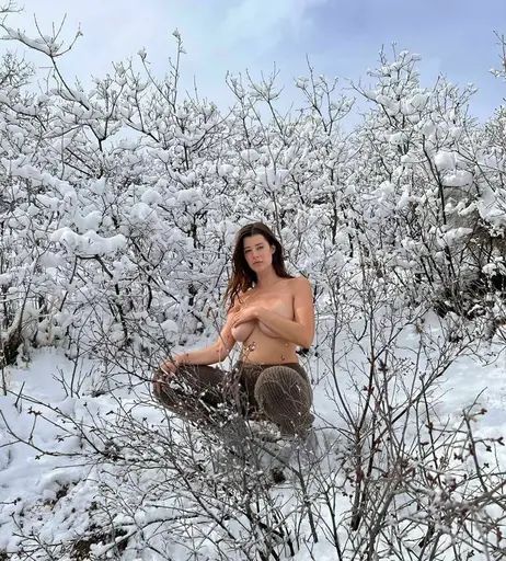 Image 8549782 from Sarah McDaniel (Krotchy) - cloudpeople