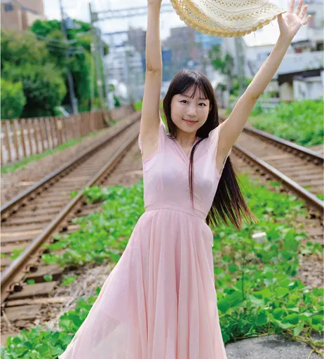 Image 8533775 from Eunji Pyoapple