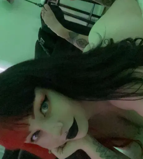 Image 8527292 from Brattykayla666