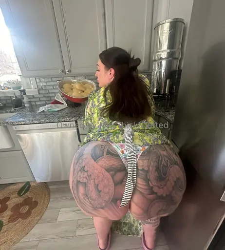 Image 8523157 from missthickntatted