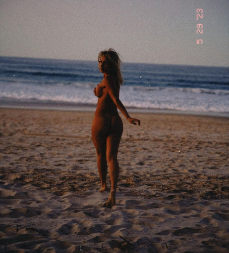 Image 8512329 from Liddiaa