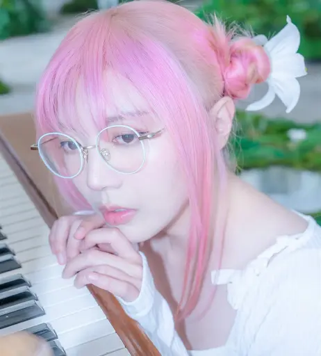 Image 8519898 from LilyPichu