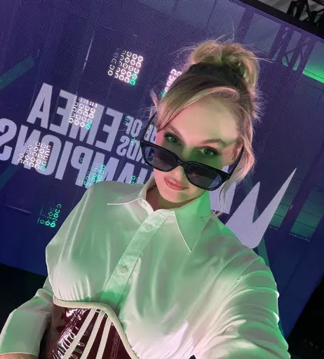 Image 8696456 from Sjokz