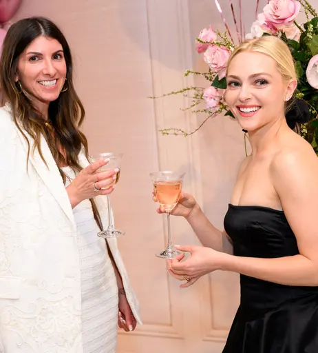 Image 8697282 from AnnaSophia Robb