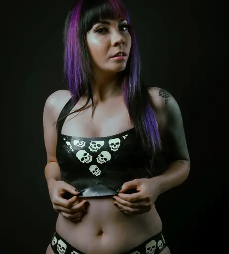 Image 8786419 from Chloe Drinkwater (Skarlett Riot Singer)