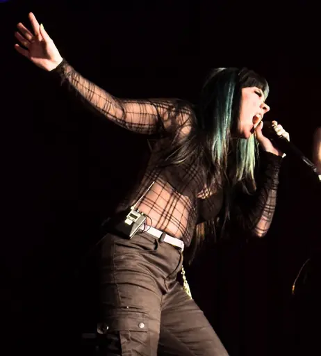 Image 8786432 from Chloe Drinkwater (Skarlett Riot Singer)