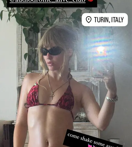 Image 8787758 from Victoria De Angelis (Maneskin bassist)