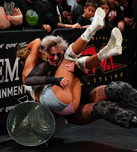 Image 8789608 from Xia Brookside