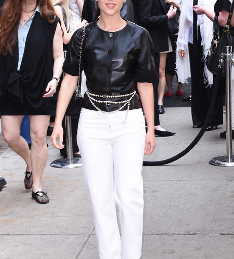 Image 8789026 from AnnaSophia Robb
