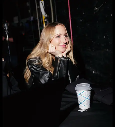 Image 8789356 from Nikki Glaser
