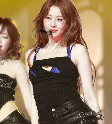 Image 8788524 from Huh Yunjin 허윤진 | LESSERAFIM