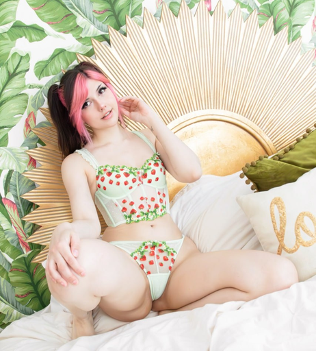 Image 8743719 from Meggiicosplay