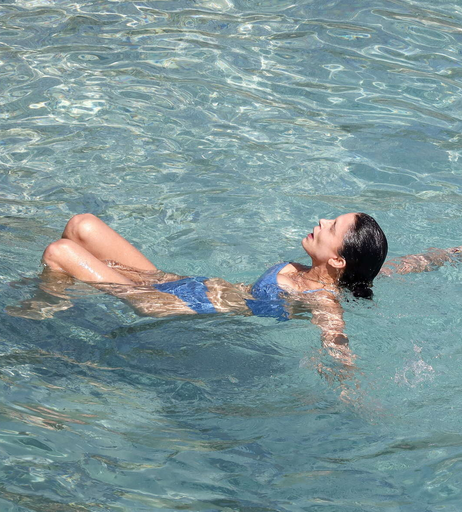 Image 8720685 from Bethenny Frankel