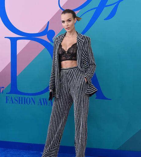 Image 8719343 from Josephine Skriver