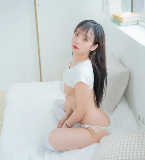 Image 8707015 from Dami | 퀸다미