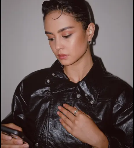 Image 8095705 from Courtney Eaton