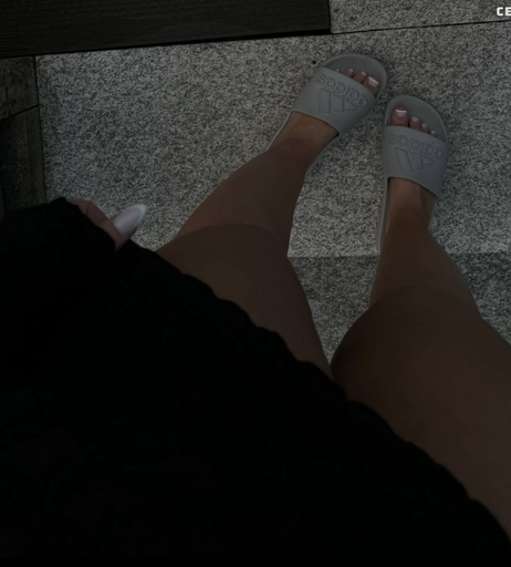 Image 808292 from Luana He