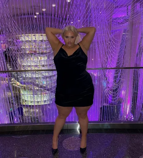 Image 8070866 from Naomi Moan | Miss Moan | Naomi Platinum