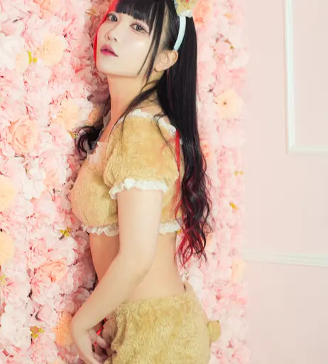 Image 8060360 from Maki Itoh