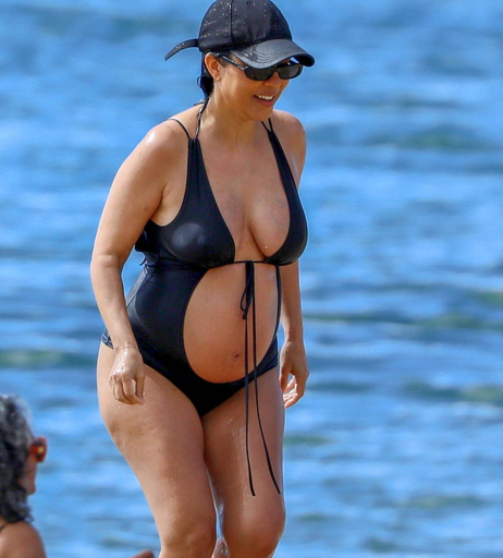 Image 8055838 from Kourtney Kardashian