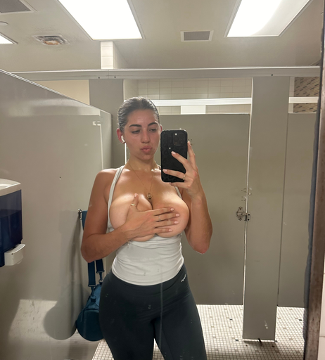 Image 8052621 from Lyss Savage