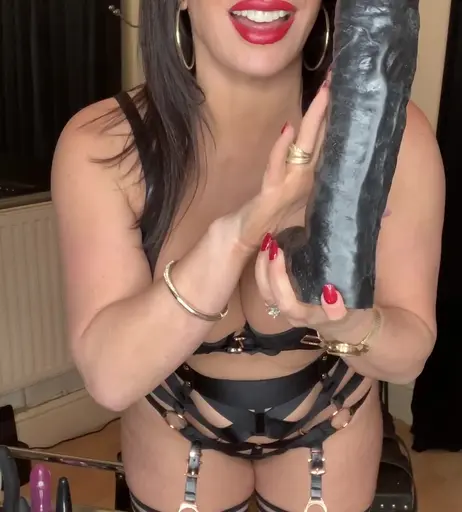 Image 8059706 from Mistress R&#039;eal
