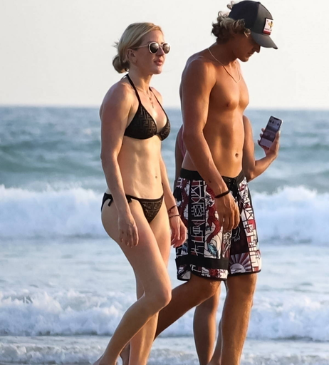 Image 8042481 from Ellie Goulding